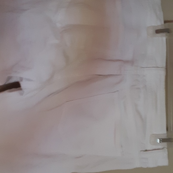 RUE 21 DISTRESSED WHITE SKINNY JEANS 5/6 - Picture 8 of 8